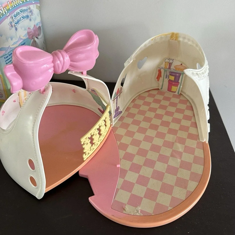 VTG 1986 My Little Pony Satin Slipper Sweet Shoppe Playset Scoops WITH BOX
